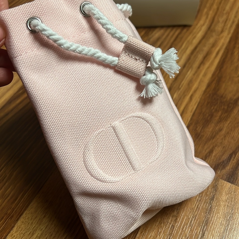 Dior drawstring makeup pouch. - Picture 5 of 5
